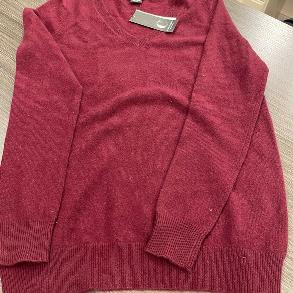 Bloomingdale's Other - Men’s cashmere Bloomingdales sweater